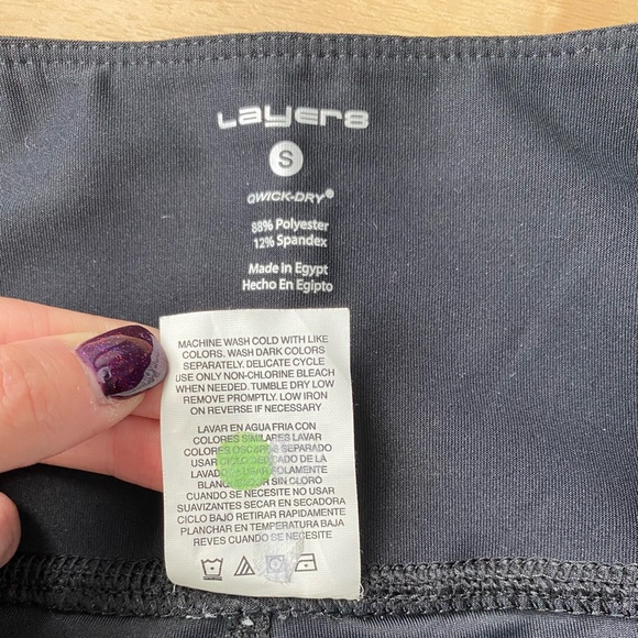 NWOT Layers Capri Leggings W/Pockets - Picture 5 of 6